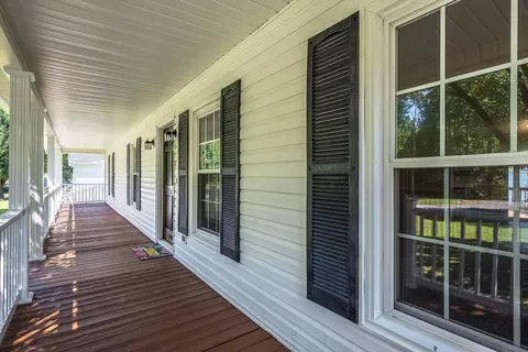 614 Mckay St, Erwin, NC 28339 photo 5