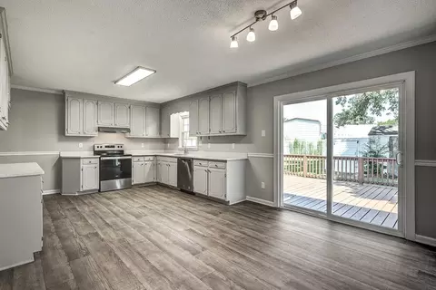 614 Mckay St, Erwin, NC 28339 photo 11