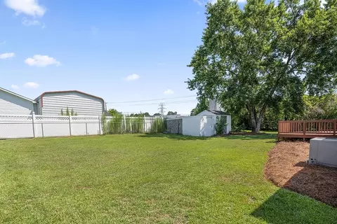 614 Mckay St, Erwin, NC 28339 photo 31