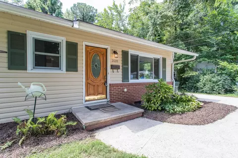 2009 Walnut St, Durham, NC 27705 photo 2