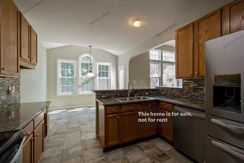 2413 Oleander Dr, Durham, NC 27703 photo 10