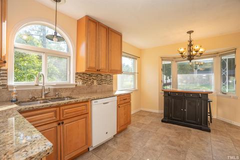 4008 Capul Dr, Durham, NC 27703 photo 9