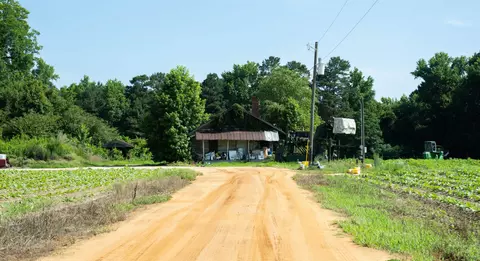1798 Broken Rd, Bailey, NC 27807 photo 10