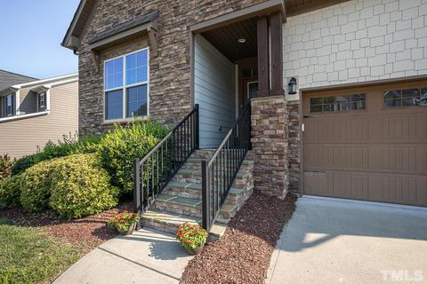 6013 Clapton Dr, Wake Forest, NC 27587 photo 2