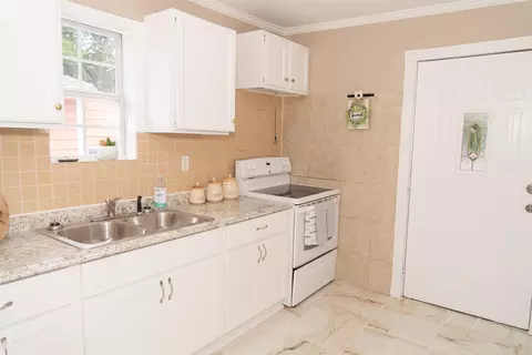 1024 Juniper St, Durham, NC 27701 photo 10