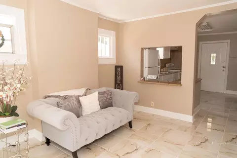 1024 Juniper St, Durham, NC 27701 photo 6