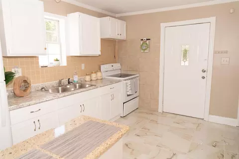 1024 Juniper St, Durham, NC 27701 photo 12
