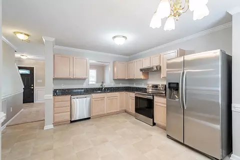 8 Sameer Ct, Durham, NC 27703 photo 4