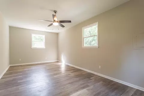 4628 Interpike Rd, Durham, NC 27704 photo 11
