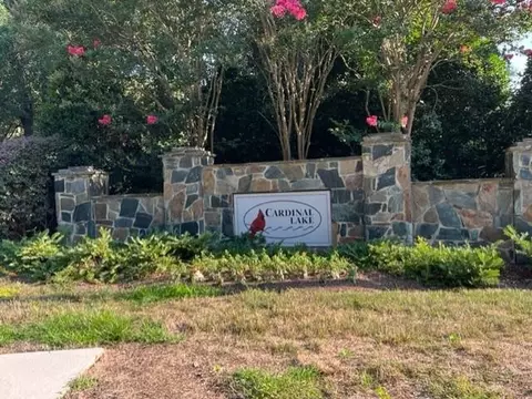 8 Crescent Hill Ct, Durham, NC 27704 photo 3