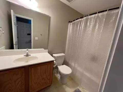 8 Crescent Hill Ct, Durham, NC 27704 photo 22