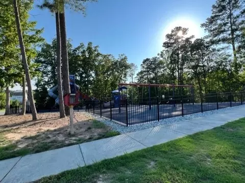 8 Crescent Hill Ct, Durham, NC 27704 photo 32