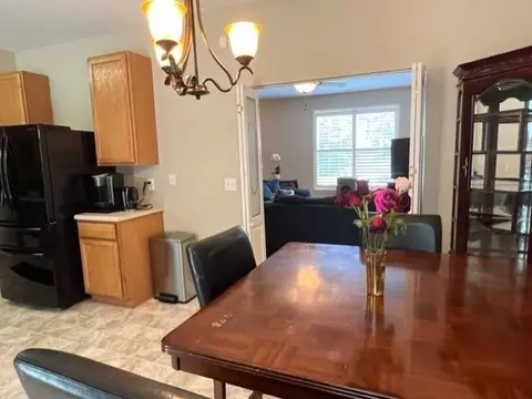 8 Crescent Hill Ct, Durham, NC 27704 photo 15