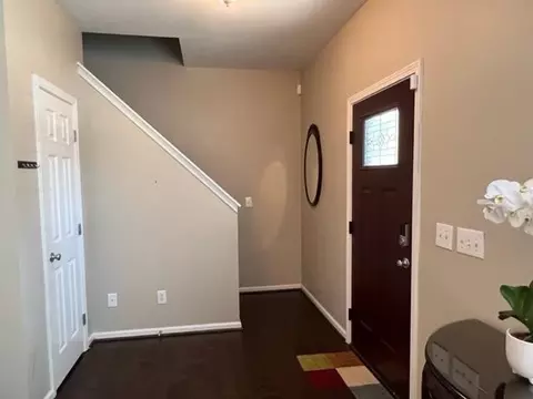 8 Crescent Hill Ct, Durham, NC 27704 photo 7