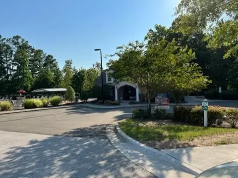 8 Crescent Hill Ct, Durham, NC 27704 photo 33