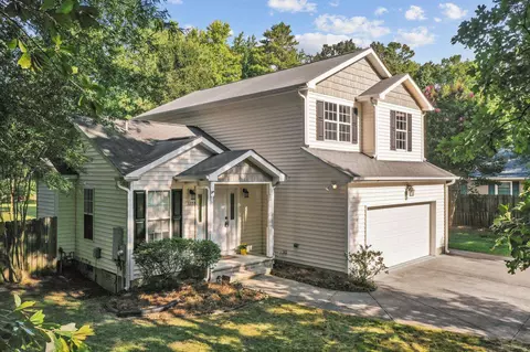 2215 Gentry Dr, Durham, NC 27705 photo 3
