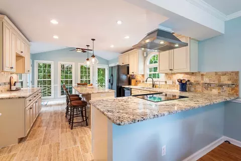 4 Cedar Hill Dr, Durham, NC 27713 photo 7