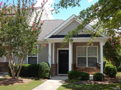 1009 Crimson Dr, Durham, NC 27713 photo 1