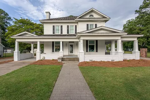 307 E 2nd St, Kenly, NC 27542 photo 1