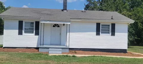 8143 Raleigh Rd, Benson, NC 27504 photo 1
