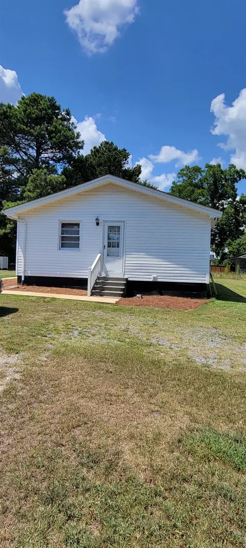 8143 Raleigh Rd, Benson, NC 27504 photo 29