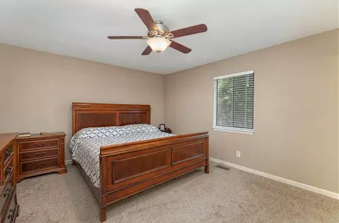 5609 Roslyn Rd, Durham, NC 27712 photo 16