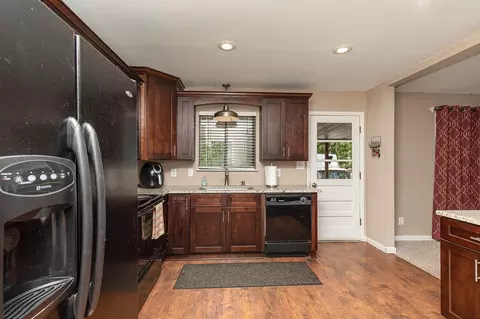 5609 Roslyn Rd, Durham, NC 27712 photo 12