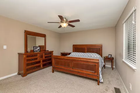 5609 Roslyn Rd, Durham, NC 27712 photo 15
