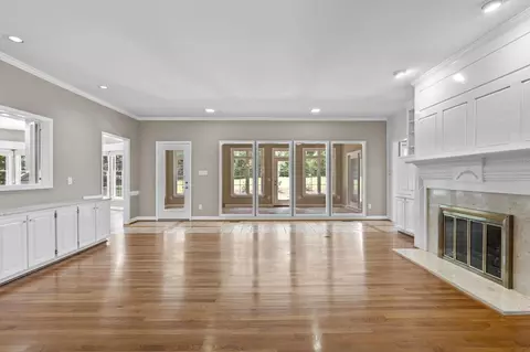 2417 Beechview Ct, Raleigh, NC 27615 photo 9