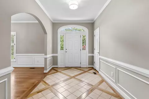 2417 Beechview Ct, Raleigh, NC 27615 photo 4
