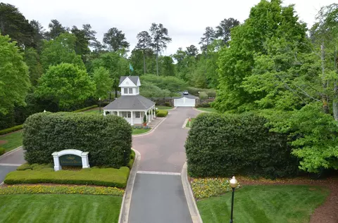 218 Porters Gln, New London, NC 28127