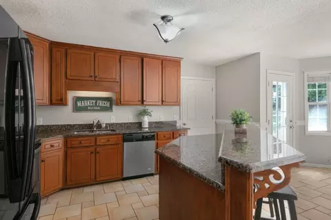 1016 Drew Dr, Garner, NC 27529 photo 9