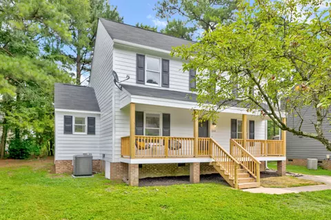 7208 Ewing Pl, Raleigh, NC 27616 photo 2