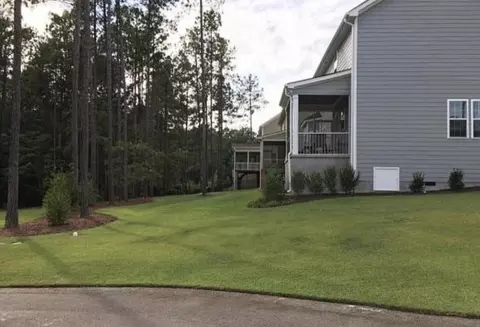 220 Valley Stream Rd, Spring Lake, NC 28390 photo 3