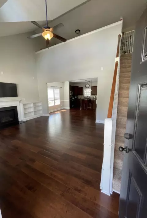 220 Valley Stream Rd, Spring Lake, NC 28390 photo 4
