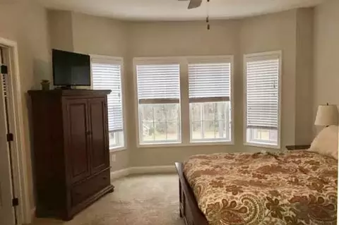 220 Valley Stream Rd, Spring Lake, NC 28390 photo 6