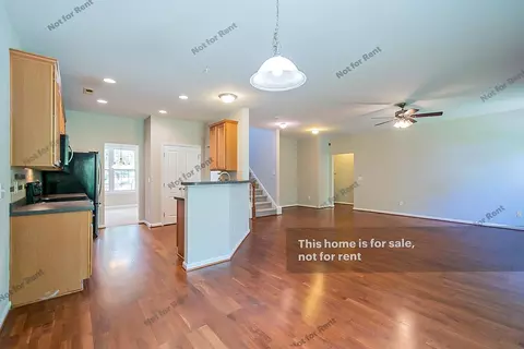 603 Poplar St, Durham, NC 27703 photo 9