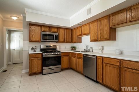 202 Purvis St, Garner, NC 27529 photo 7