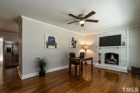 202 Purvis St, Garner, NC 27529 photo 3