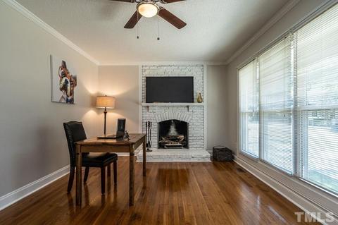 202 Purvis St, Garner, NC 27529 photo 4