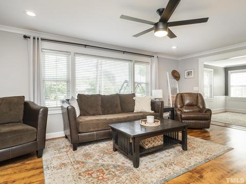 605 E Pine St, Graham, NC 27253 photo 12