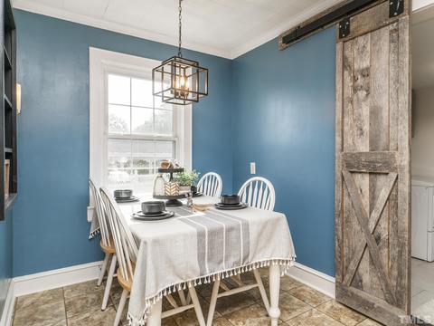 605 E Pine St, Graham, NC 27253 photo 20