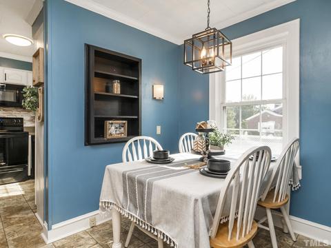 605 E Pine St, Graham, NC 27253 photo 21