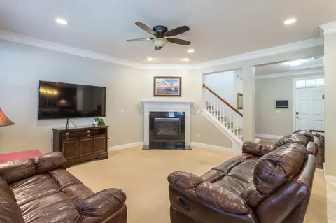 209 Hillview Dr, Durham, NC 27703 photo 9