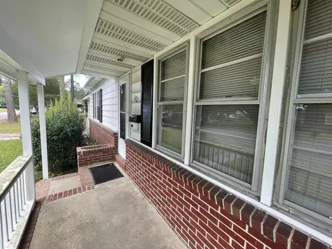 102 E Griswold St, Selma, NC 27576 photo 8