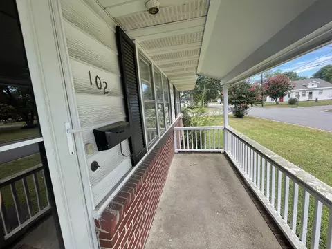 102 E Griswold St, Selma, NC 27576 photo 7