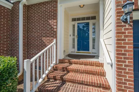 105 Harkness Cir, Durham, NC 27705 photo 2
