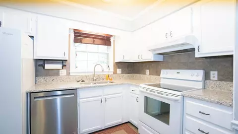 102 Brook Rock Ln, Garner, NC 27529 photo 16