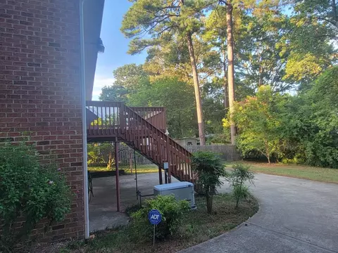 1502 Edgevale Rd, Durham, NC 27701 photo 2
