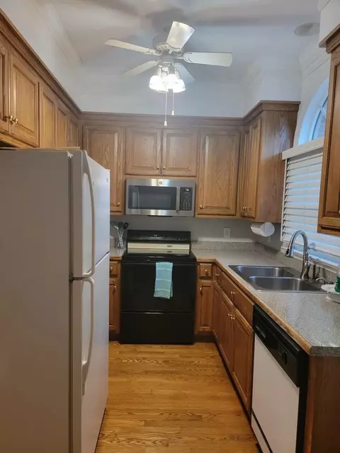 1502 Edgevale Rd, Durham, NC 27701 photo 9